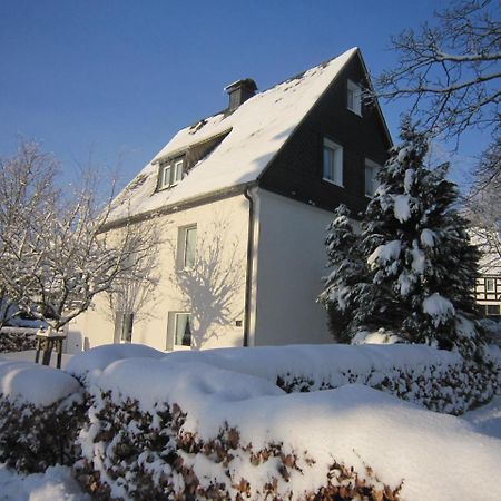 Ferienwohnungen Landgasthof Gilsbach ヴィンターベルク エクステリア 写真