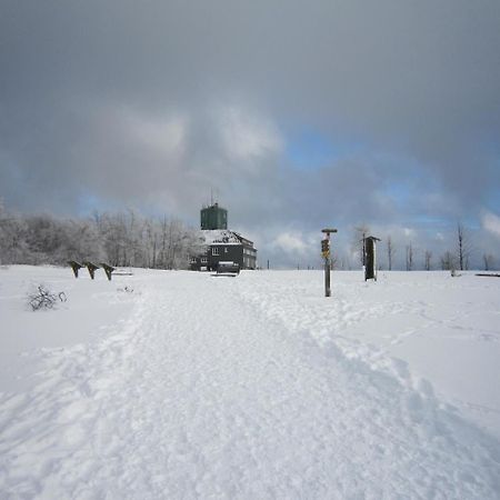 Ferienwohnungen Landgasthof Gilsbach ヴィンターベルク エクステリア 写真