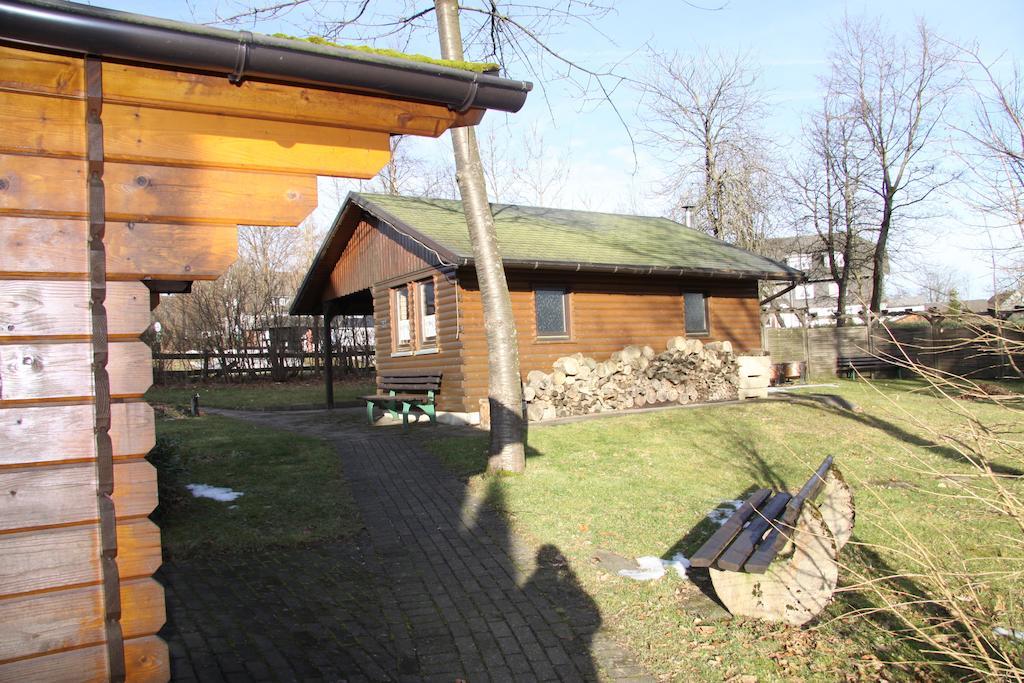 Ferienwohnungen Landgasthof Gilsbach ヴィンターベルク エクステリア 写真