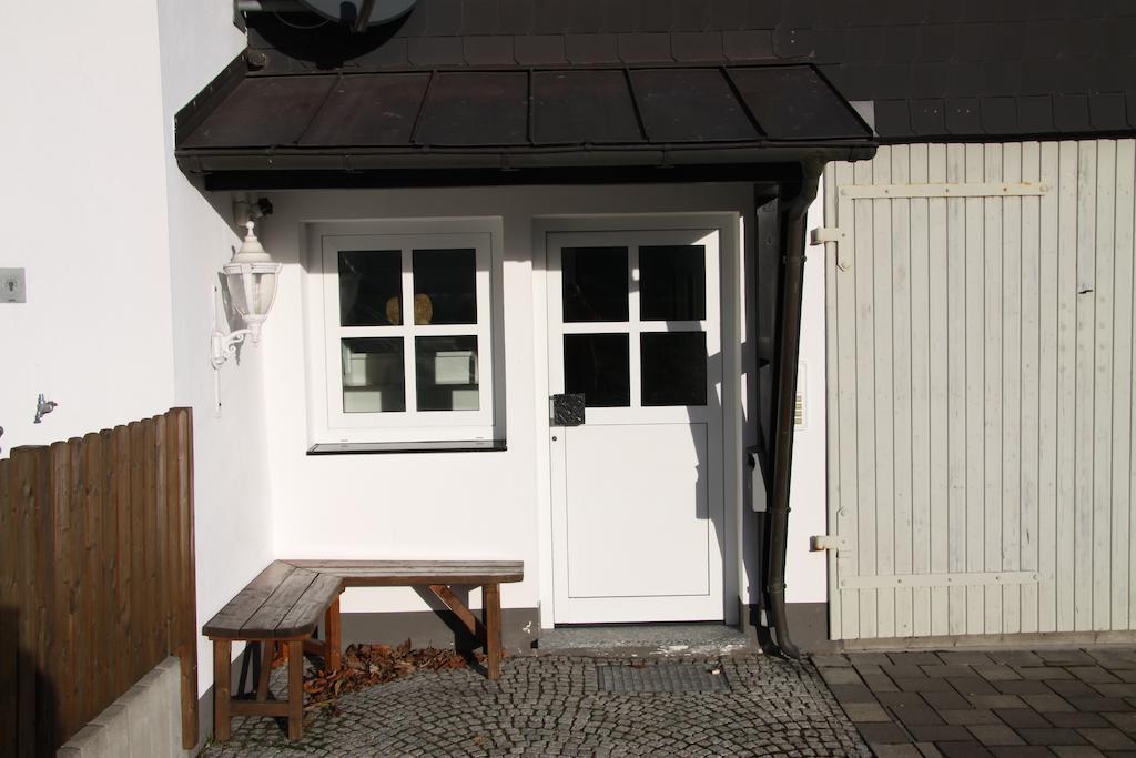 Ferienwohnungen Landgasthof Gilsbach ヴィンターベルク エクステリア 写真
