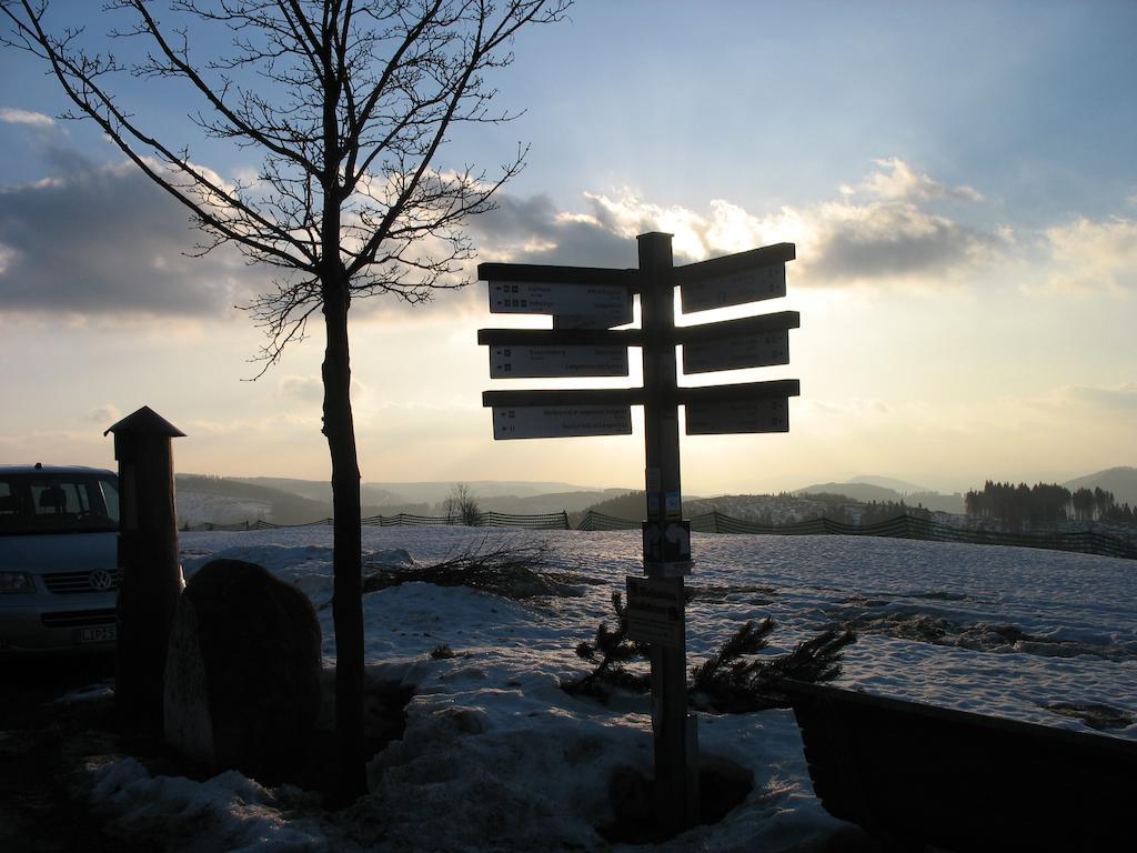 Ferienwohnungen Landgasthof Gilsbach ヴィンターベルク エクステリア 写真