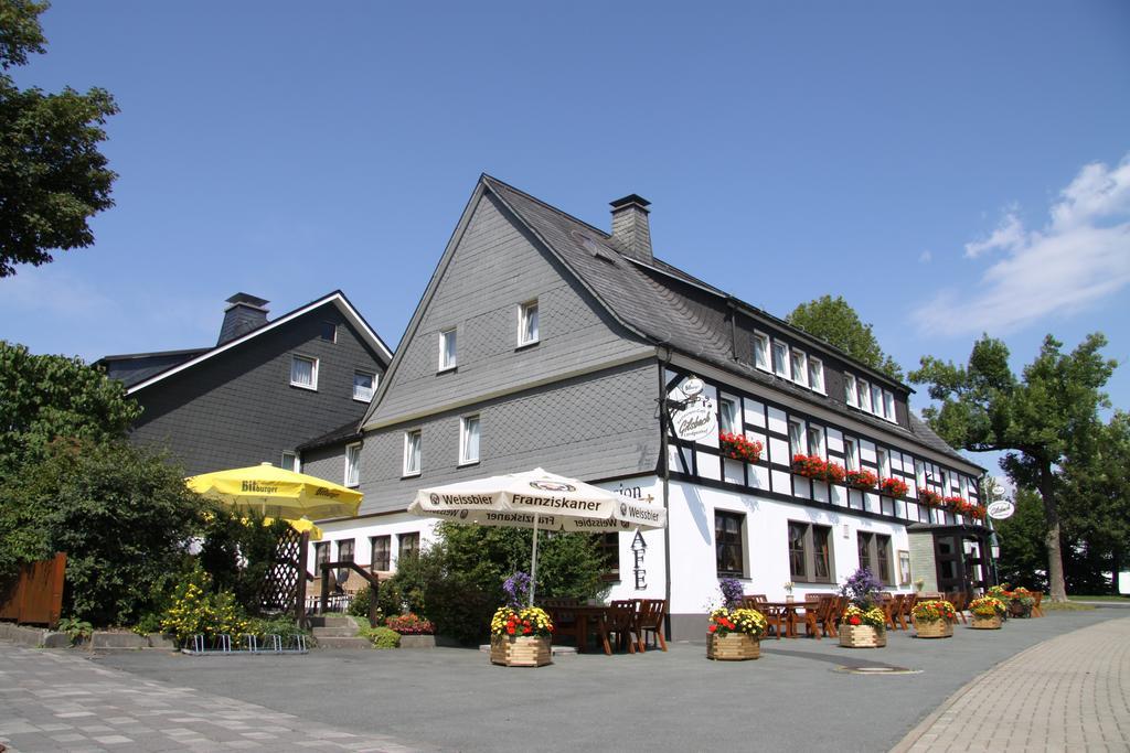Ferienwohnungen Landgasthof Gilsbach ヴィンターベルク エクステリア 写真