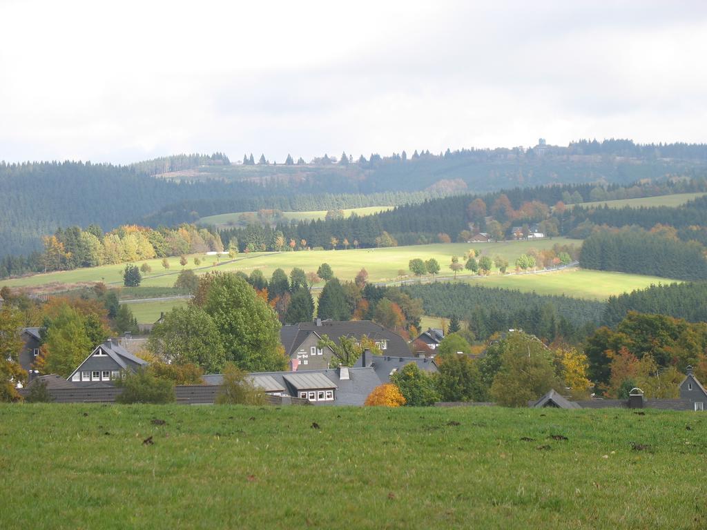 Ferienwohnungen Landgasthof Gilsbach ヴィンターベルク エクステリア 写真